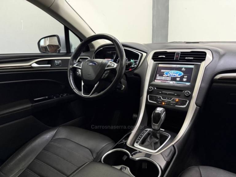 FORD - FUSION - 2016/2016 - Branca - R$ 78.900,00
