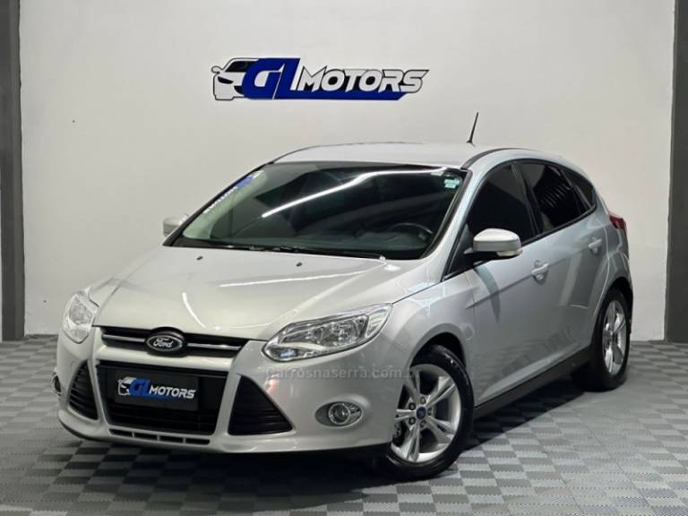 FORD - FOCUS - 2014/2014 - Prata - R$ 55.900,00