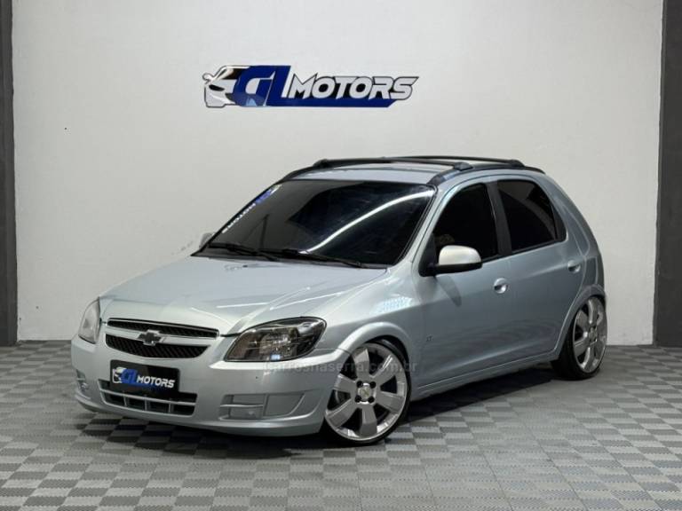 CHEVROLET - CELTA - 2012/2012 - Prata - R$ 31.900,00