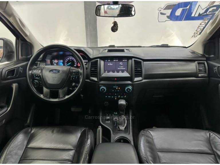 FORD - RANGER - 2021/2021 - Prata - R$ 159.900,00