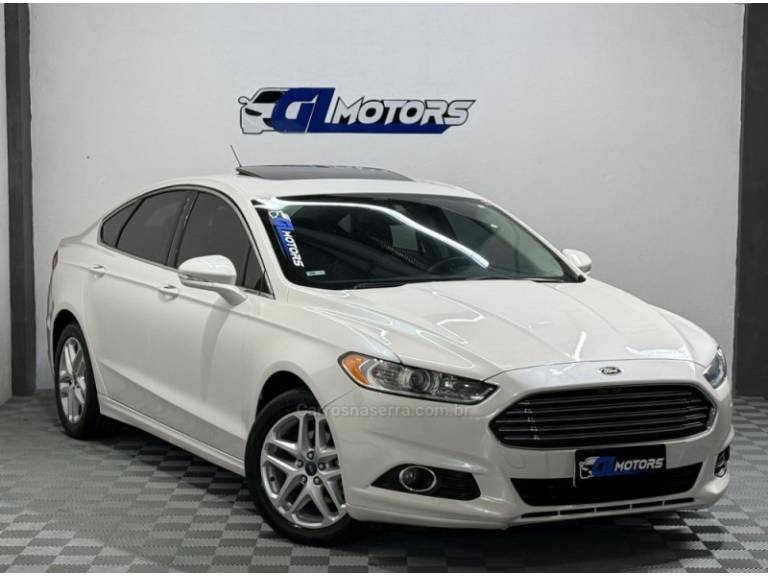 FORD - FUSION - 2016/2016 - Branca - R$ 78.900,00