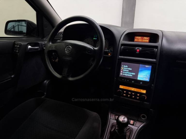 CHEVROLET - ASTRA - 2010/2010 - Preta - R$ 35.900,00