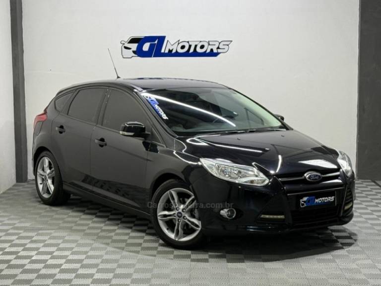FORD - FOCUS - 2014/2014 - Preta - R$ 54.900,00