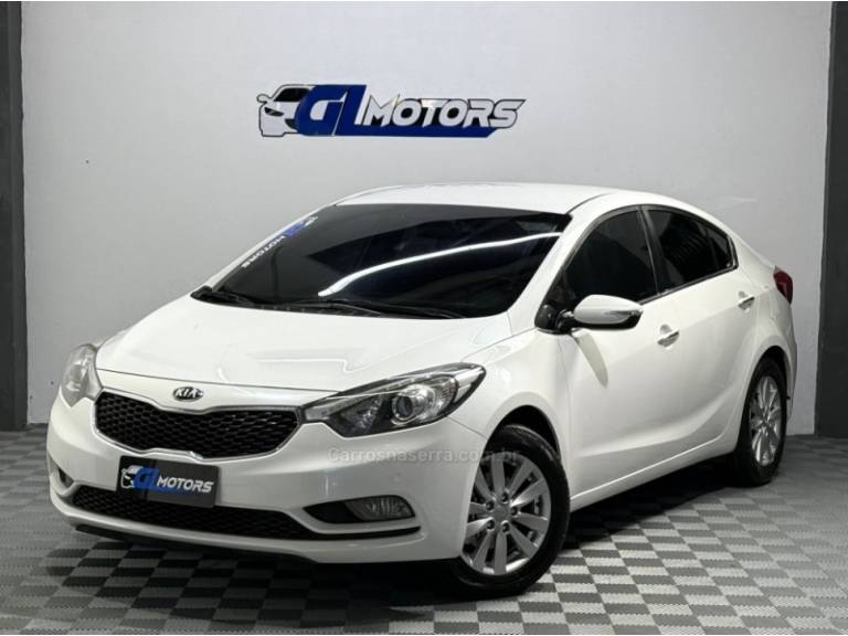 KIA MOTORS - CERATO - 2015/2015 - Branca - R$ 69.900,00