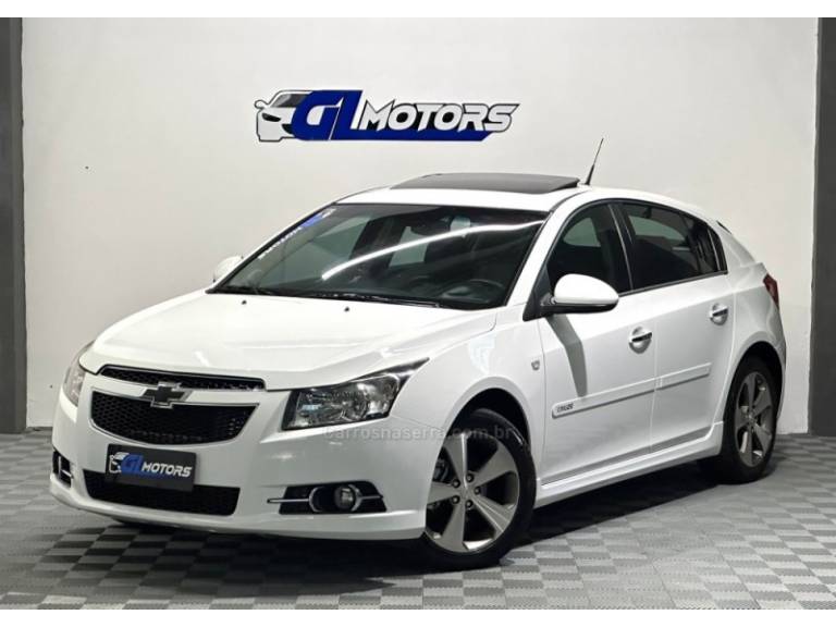 CHEVROLET - CRUZE - 2013/2013 - Branca - R$ 69.900,00