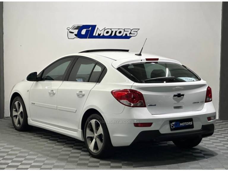 CHEVROLET - CRUZE - 2013/2013 - Branca - R$ 69.900,00