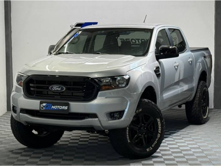 FORD - RANGER - 2021/2021 - Prata - R$ 159.900,00