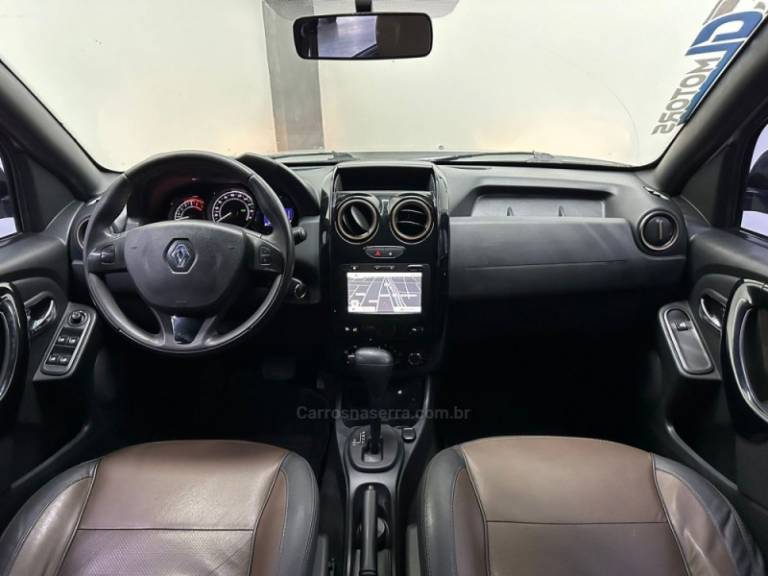 RENAULT - DUSTER - 2016/2016 - Prata - R$ 63.900,00