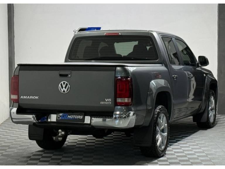 VOLKSWAGEN - AMAROK - 2019/2019 - Cinza - R$ 154.900,00