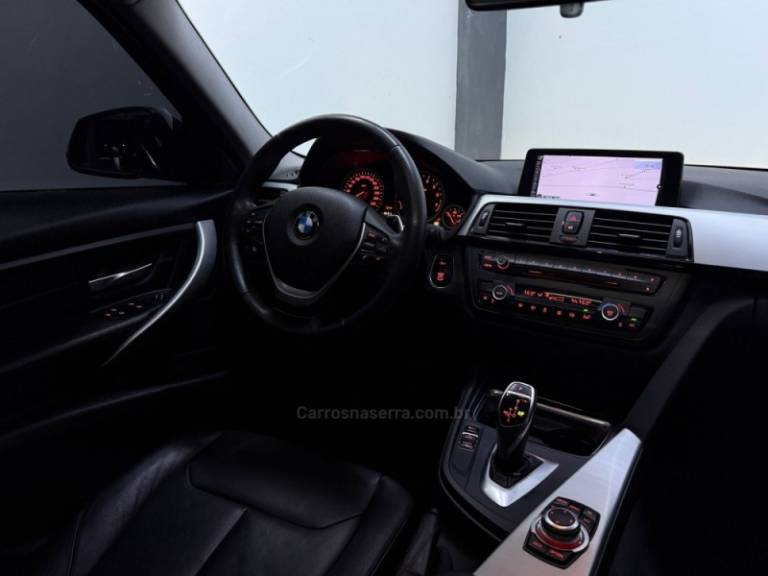 BMW - 328I - 2014/2014 - Cinza - R$ 115.900,00