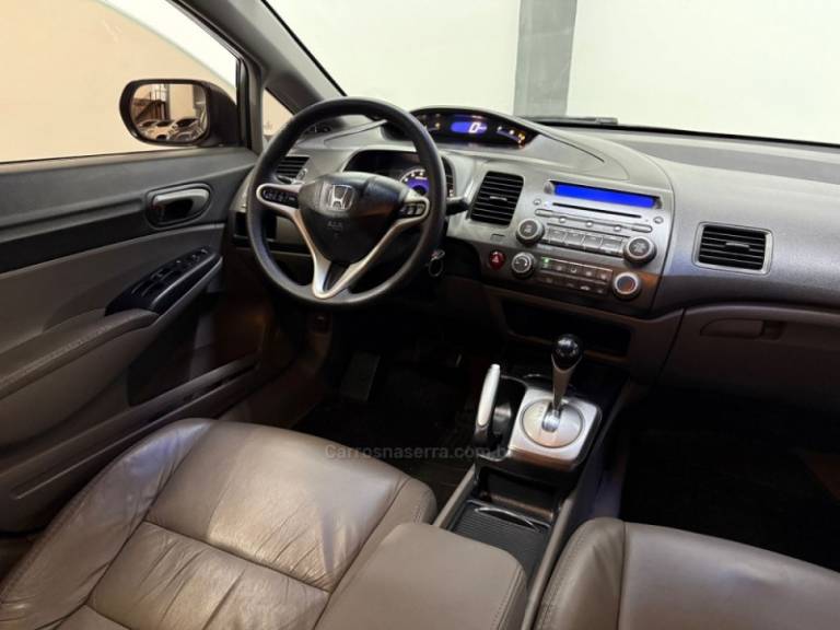 HONDA - CIVIC - 2010/2010 - Cinza - R$ 52.900,00