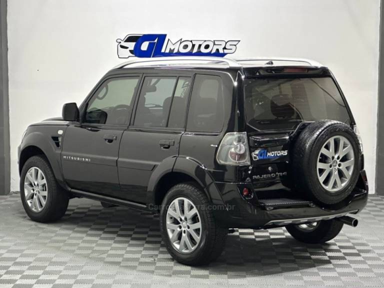 MITSUBISHI - PAJERO - 2011/2011 - Preta - R$ 57.900,00