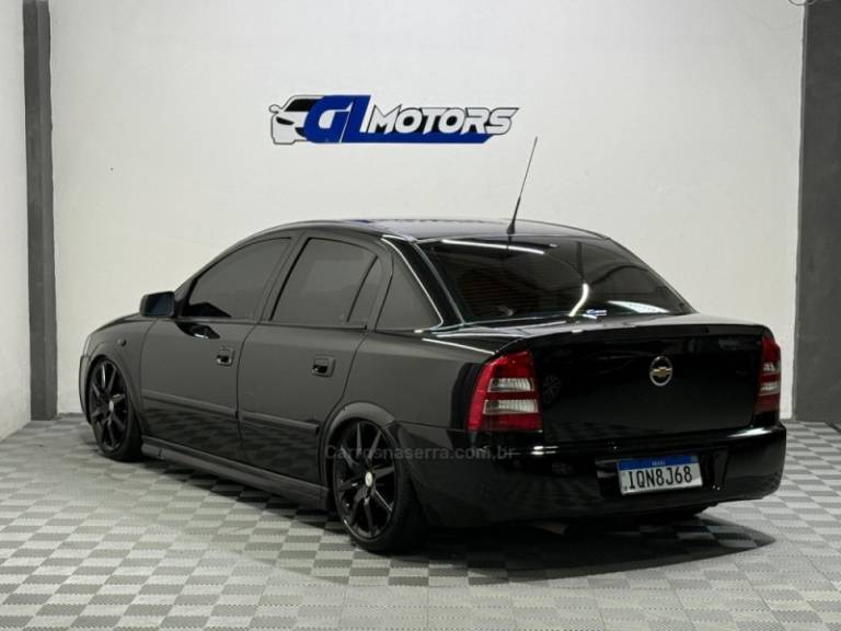 CHEVROLET - ASTRA - 2010/2010 - Preta - R$ 35.900,00